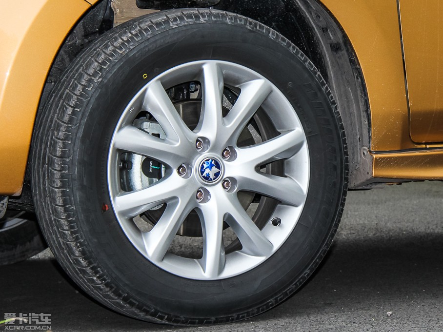 2015���T70 2.0L CVT�����