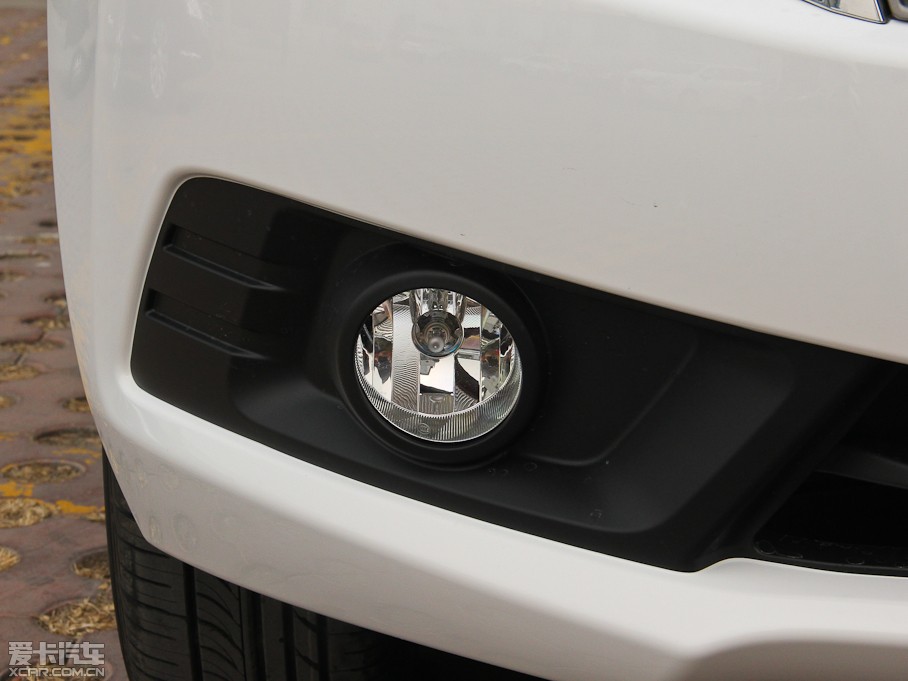 2015T70 2.0L CVTа