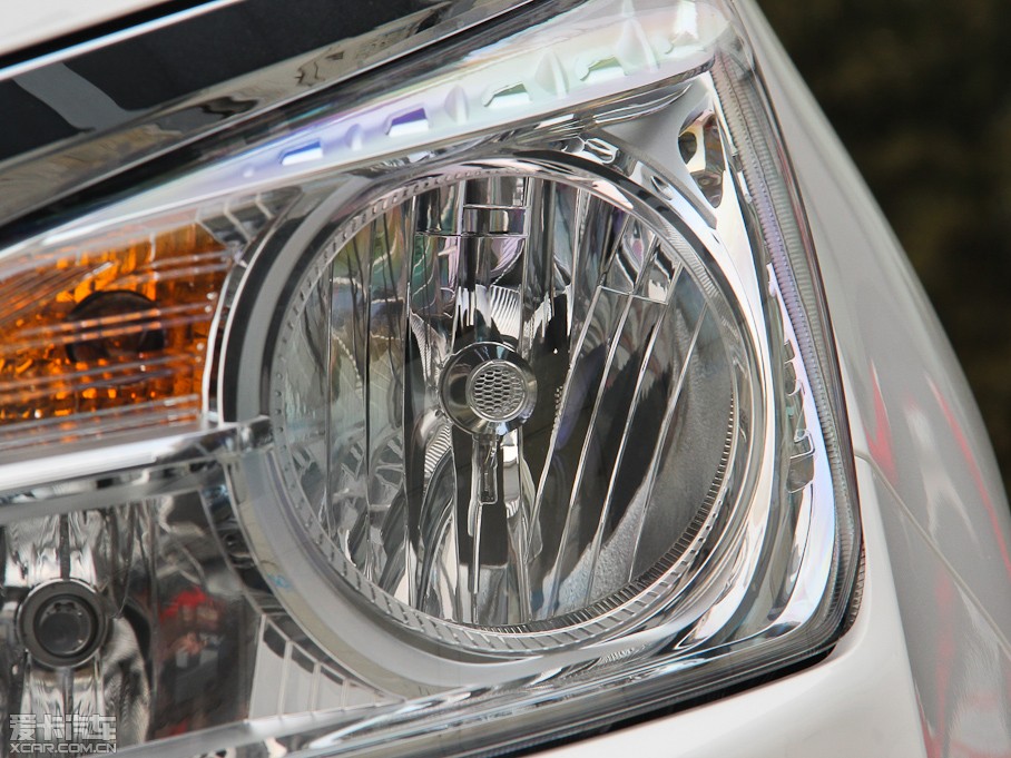 2015T70 2.0L CVTа