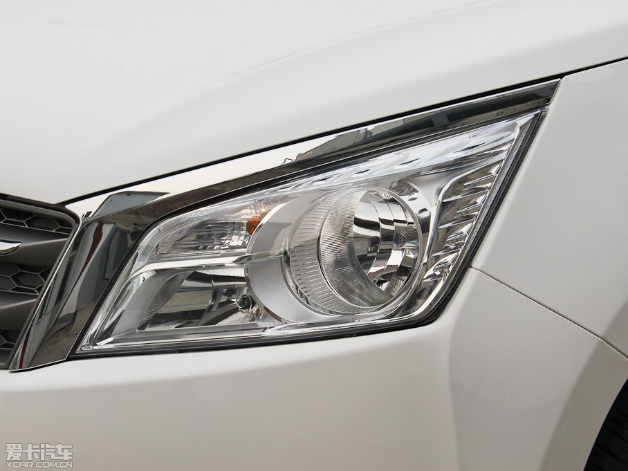 2015T70 2.0L CVTа