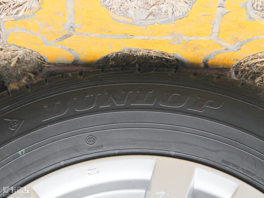 2015T70 2.0L CVTа