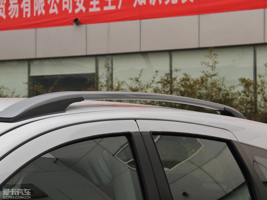 2015T70 2.0L CVTа