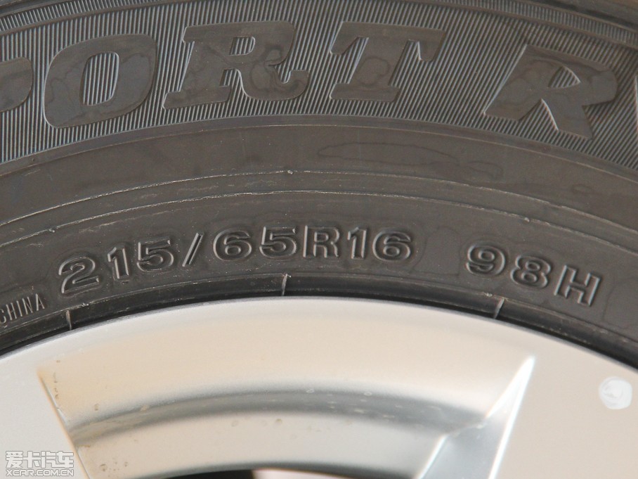 2015T70 2.0L CVTа