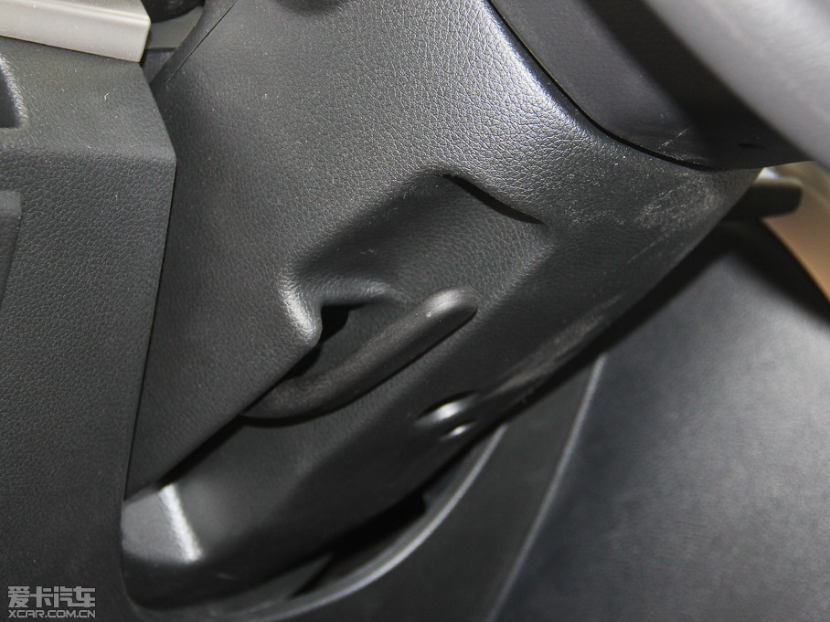 2015T70 2.0L CVTа