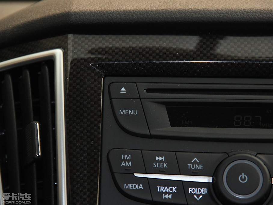 2015T70 2.0L CVTа