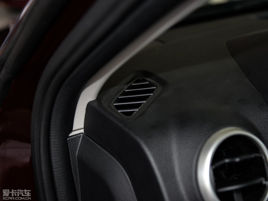 2015T70 2.0L CVTȤ