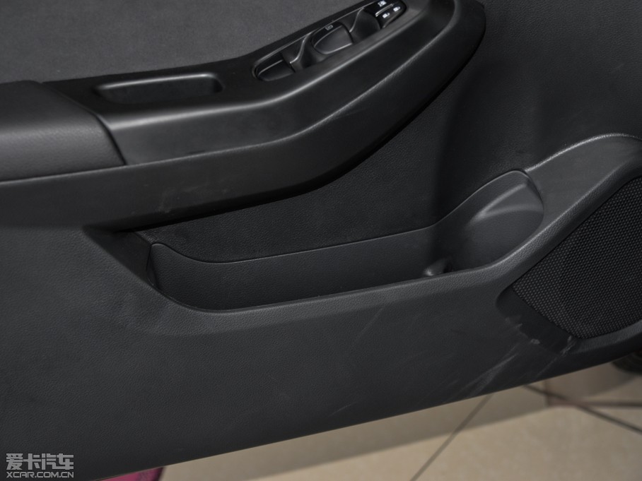 2015T70 2.0L CVTȤ