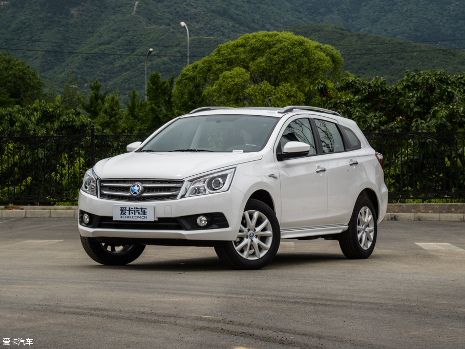 東風啟辰2015款啟辰T70