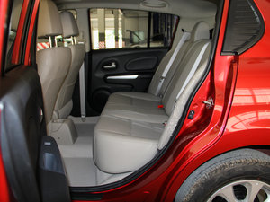 2015款1.6L 手动豪华版 后排空间