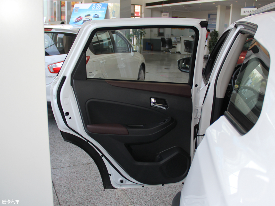 2015T70X 2.0 CVTȤ\Ӱ