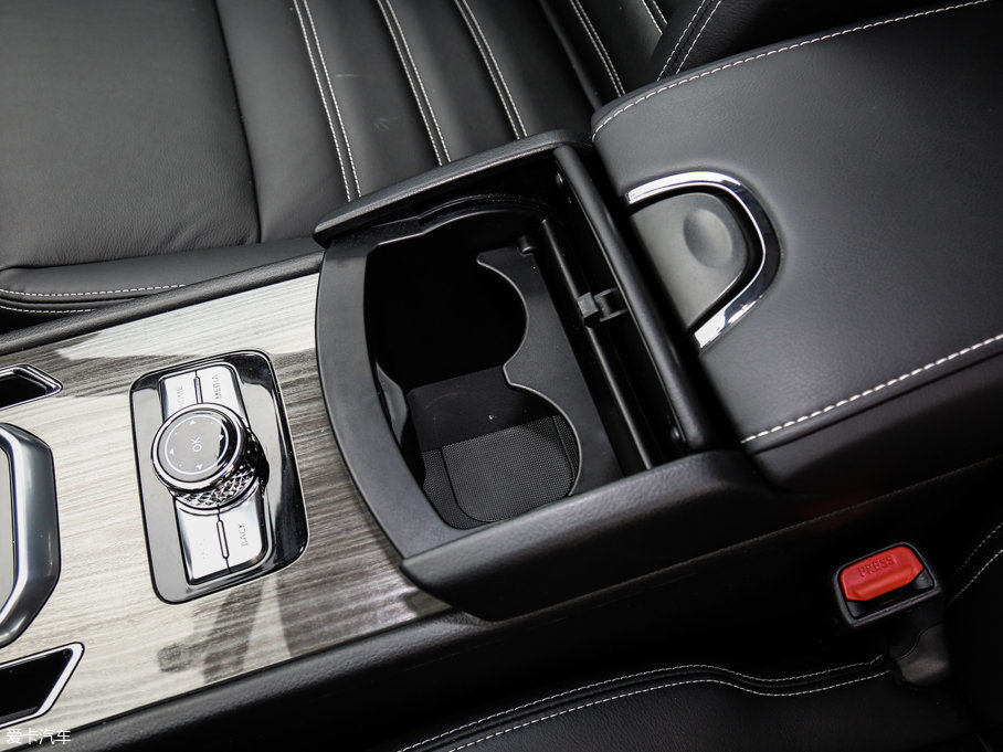 2017T90 2.0L CVTIа