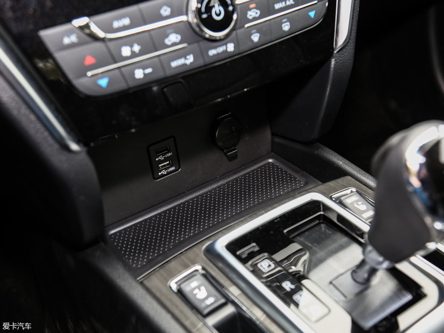 2017T90 2.0L CVTI(lng)а