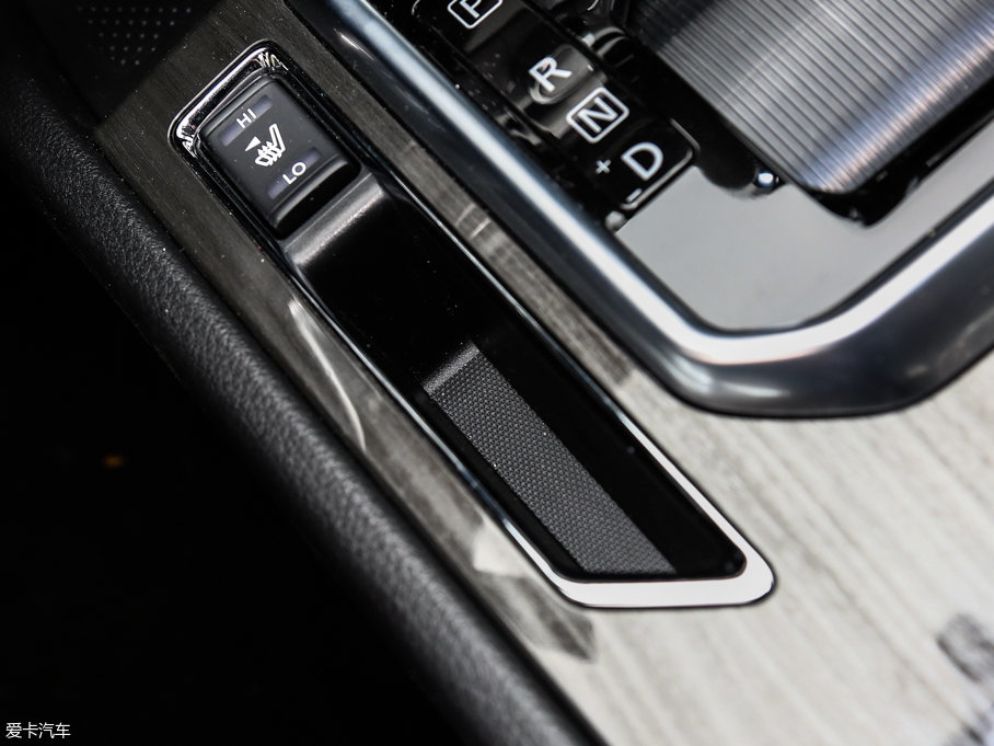 2017T90 2.0L CVTI(lng)а