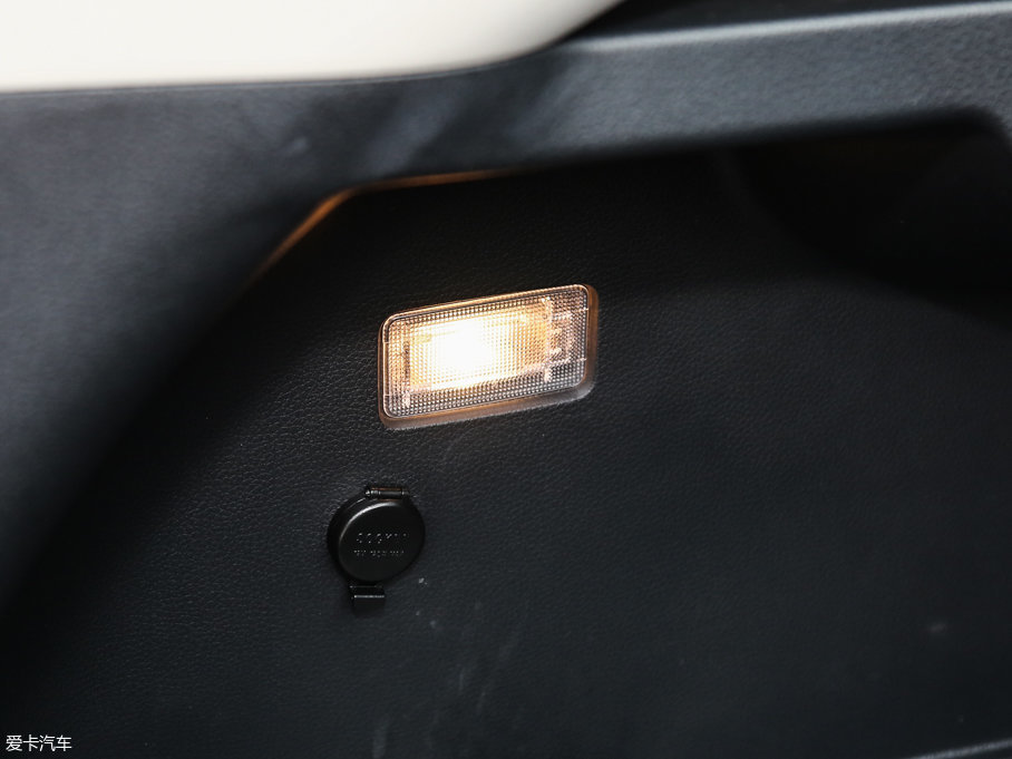 2017T90 2.0L CVTIа