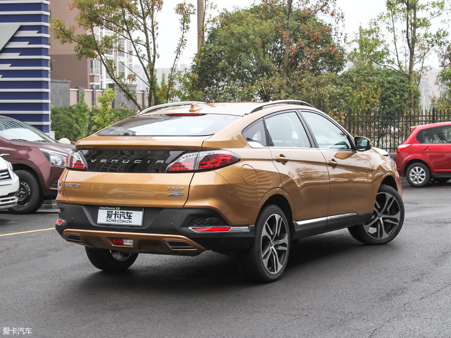 2017T90 2.0L CVTIа