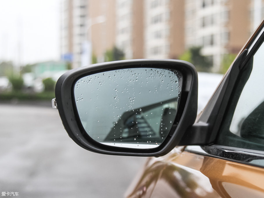 2017T90 2.0L CVTIа