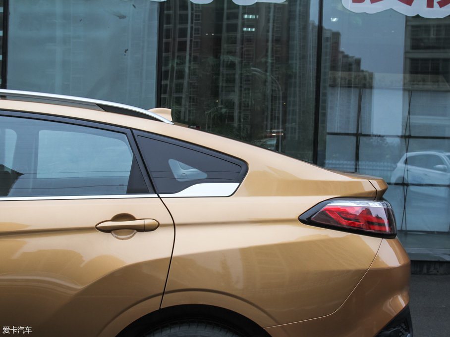 2017T90 2.0L CVTIа