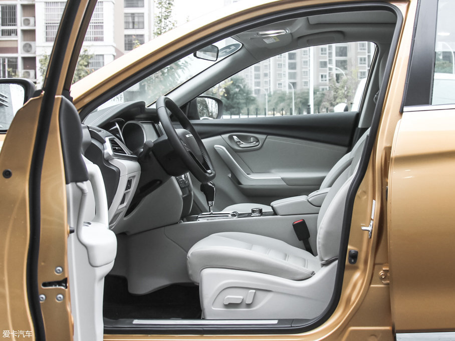 2017T90 2.0L CVTIа