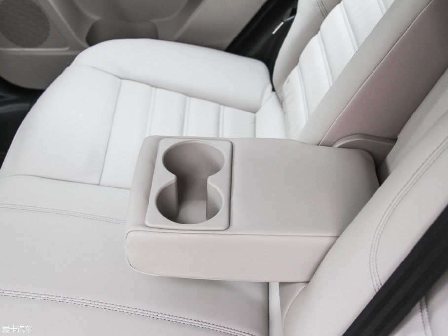 2017T90 2.0L CVTIа