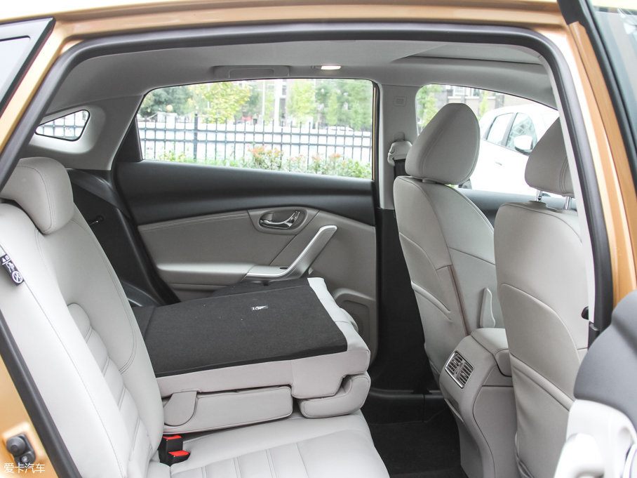 2017T90 2.0L CVTI(lng)а