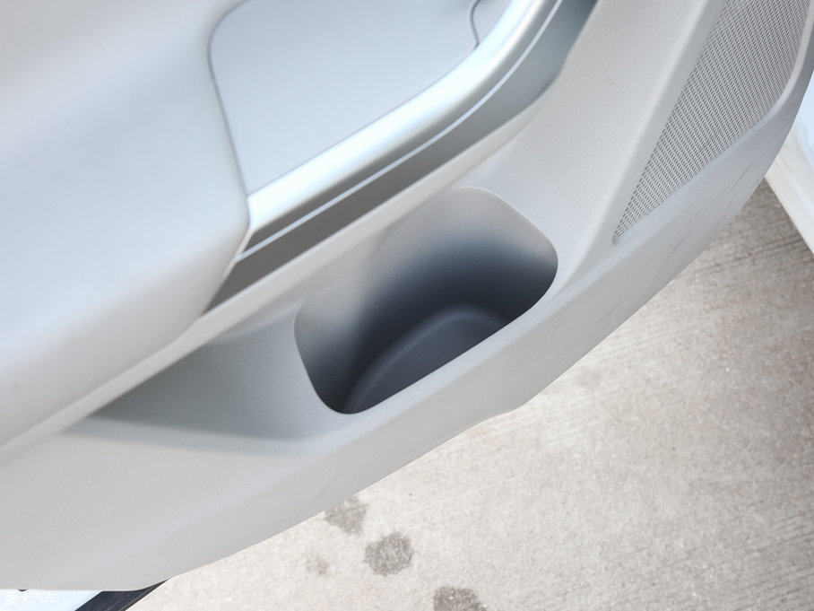 2017T90 2.0L CVTIа