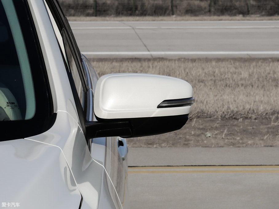 2017T90 2.0L CVTIа