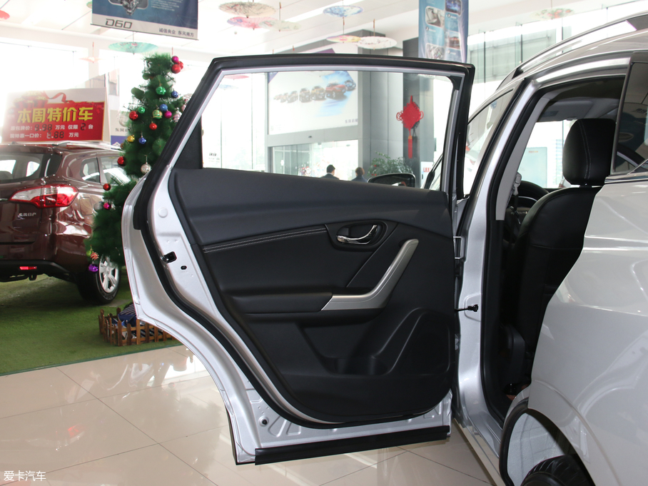 2017T90 2.0L CVTLа