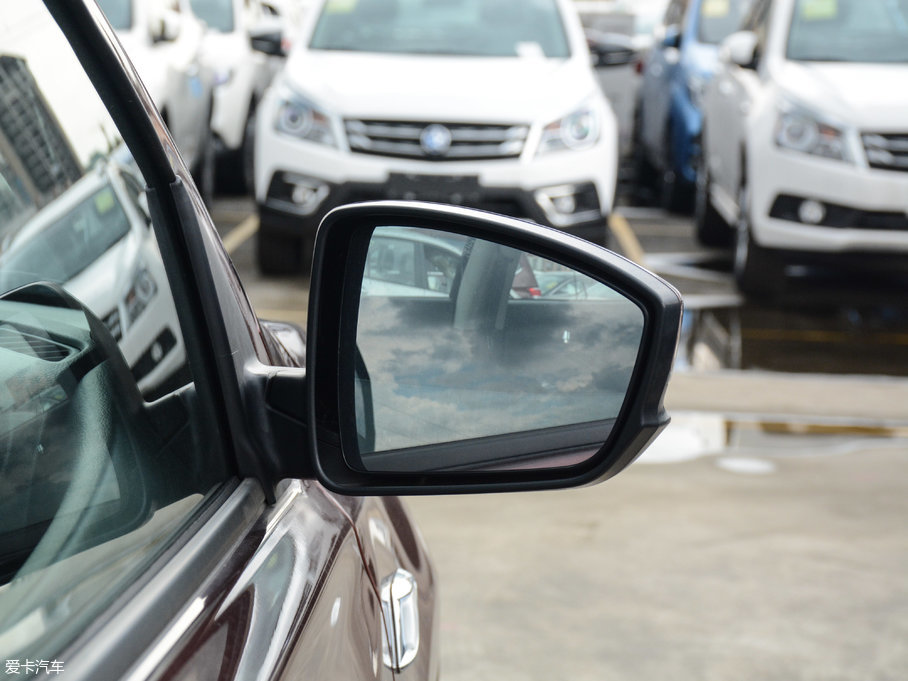 2016T70 2.0L CVTа