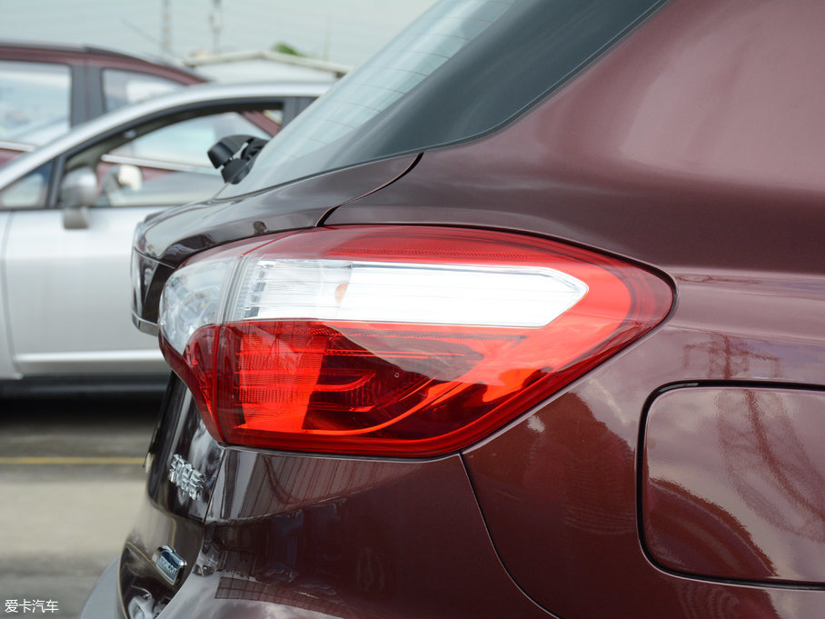 2016T70 2.0L CVTа