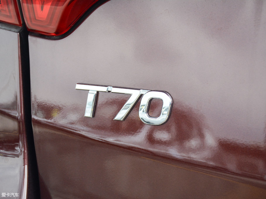 2016T70 2.0L CVTа