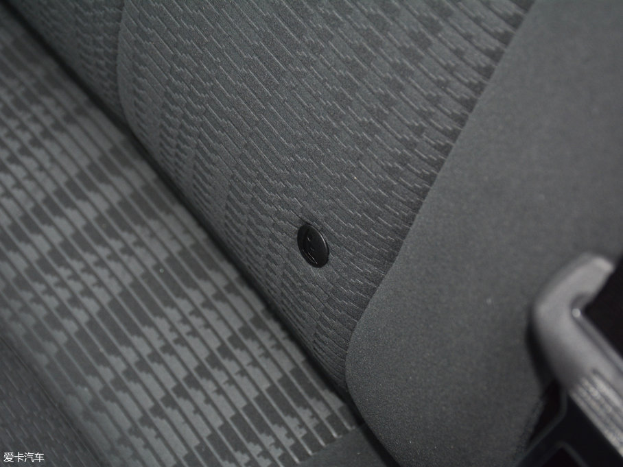 2016T70 2.0L CVTа