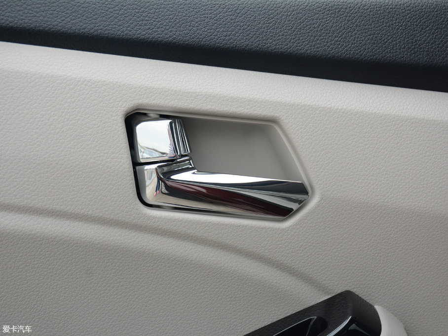 2016T70 2.0L CVTȤ