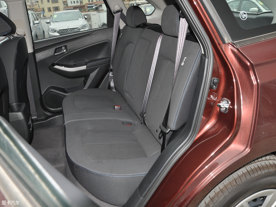 2016���T70 1.6L �ք���а�