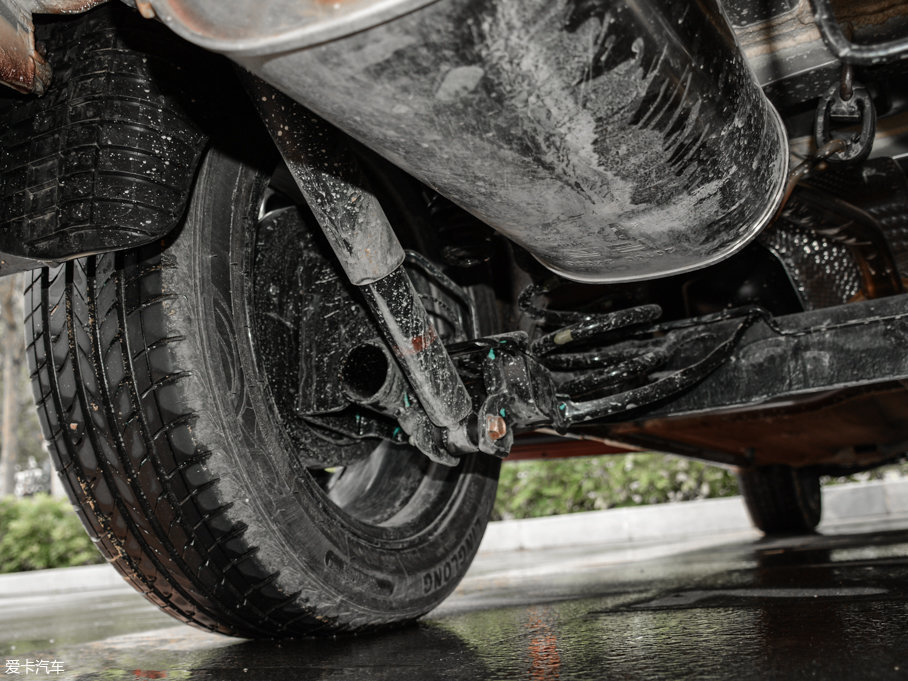 2017M50V 1.6L XV CVT