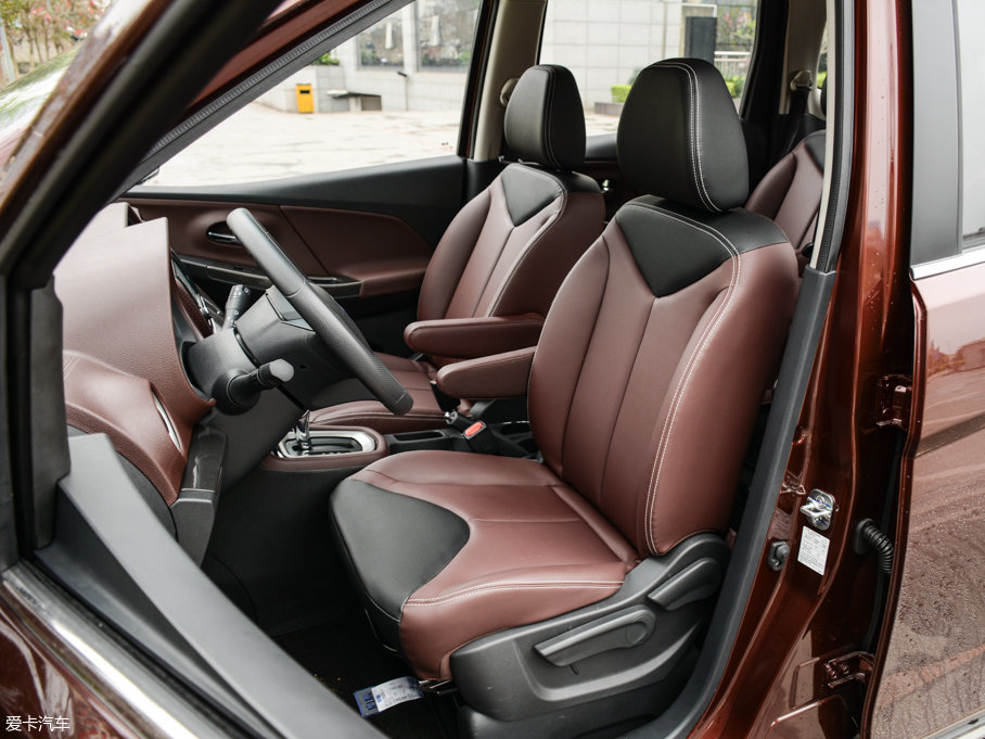 2017M50V 1.6L XV CVT