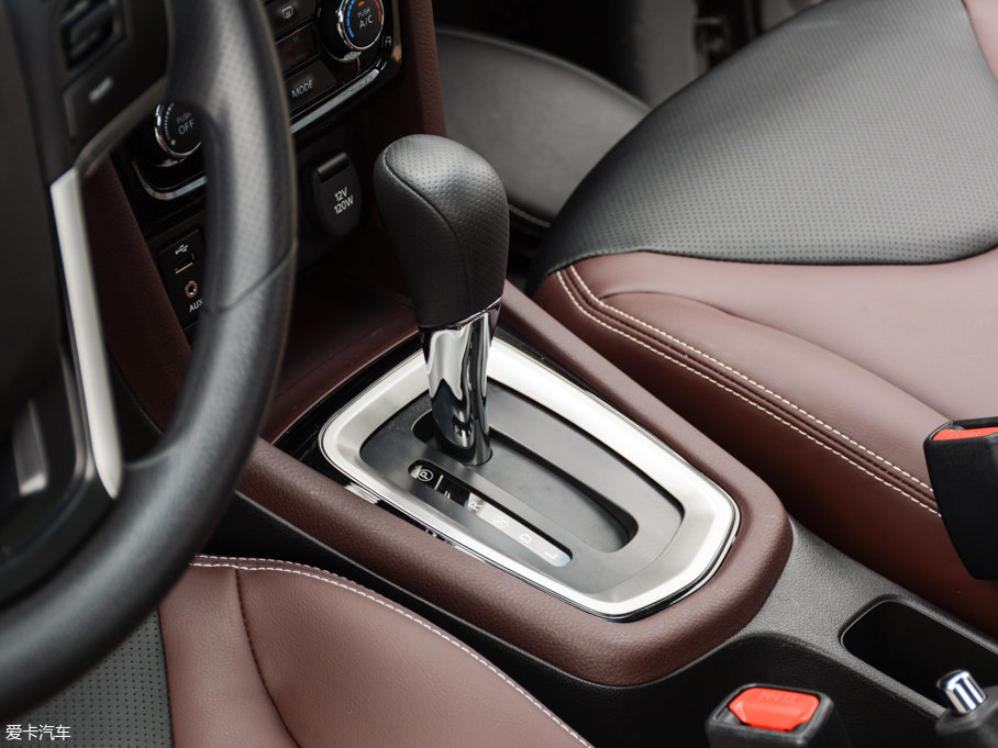 2017M50V 1.6L XV CVT