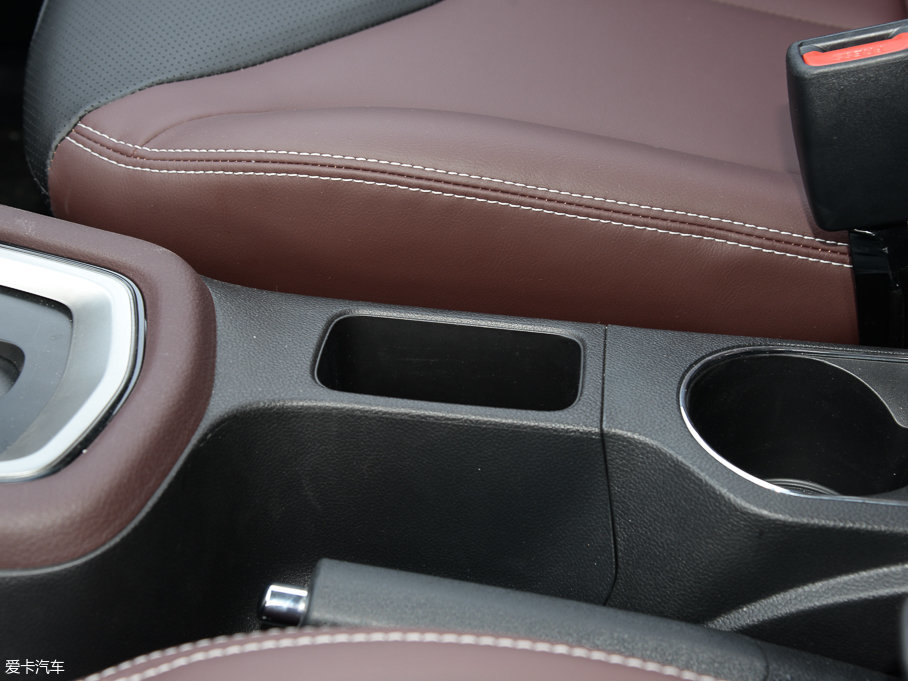 2017M50V 1.6L XV CVT