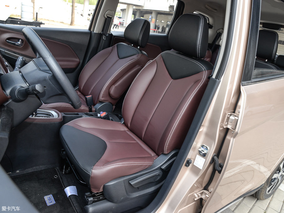 2017M50V 1.6L XV CVT