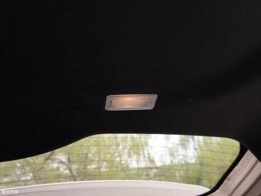 2017M50V 1.6L XV CVT