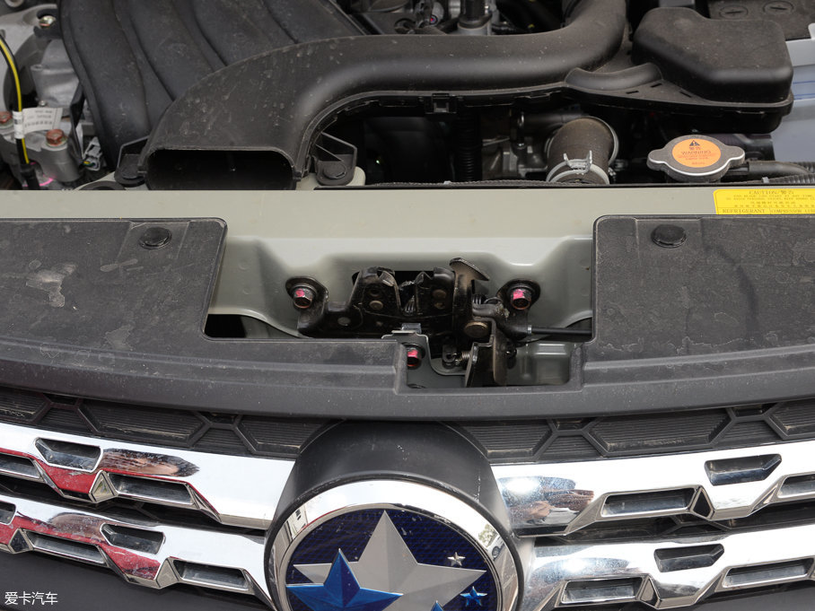 2017M50V 1.6L XV CVT