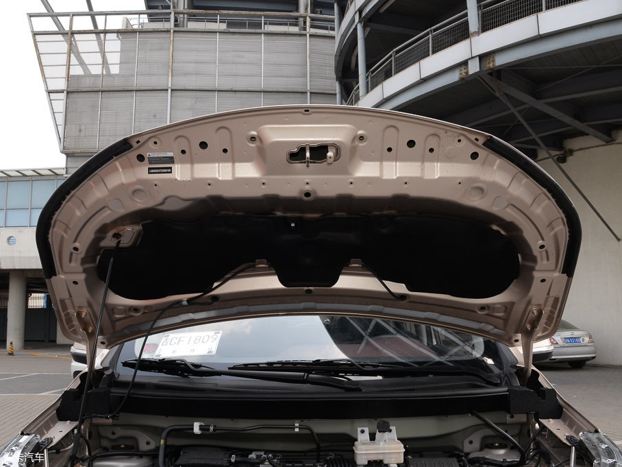 2017M50V 1.6L XV CVT