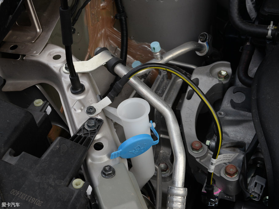 2017M50V 1.6L XV CVT