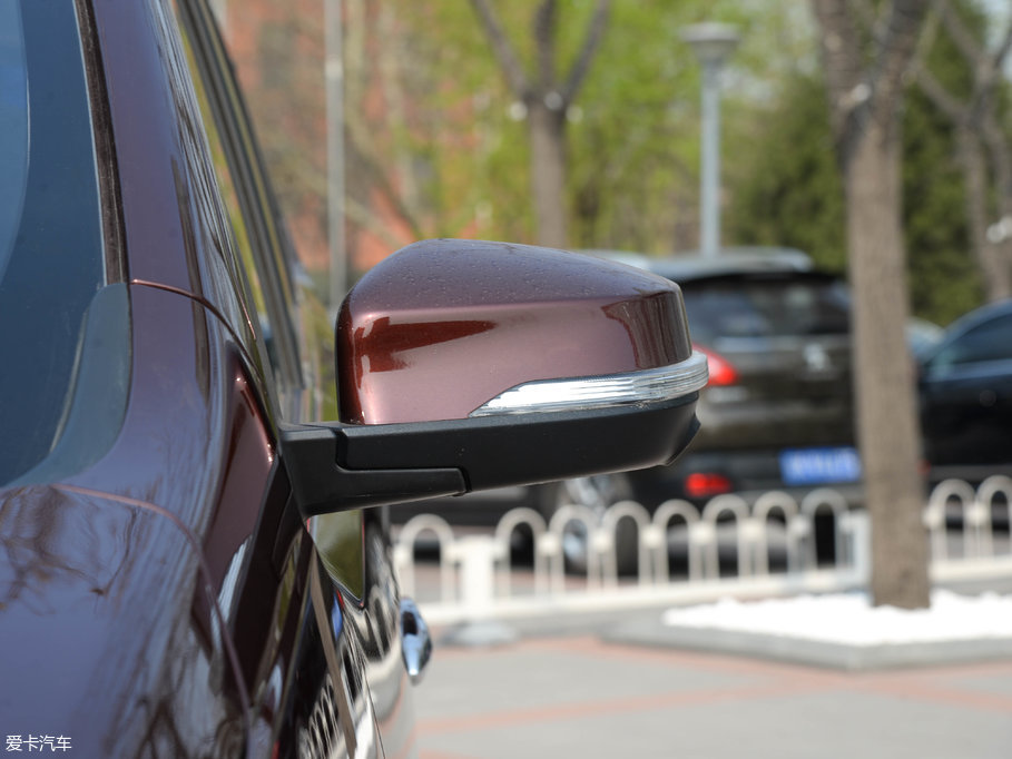 2017M50V 1.6L XV CVT