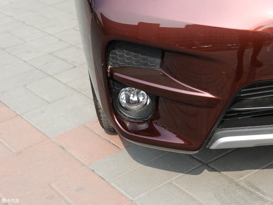 2017M50V 1.6L XV CVT