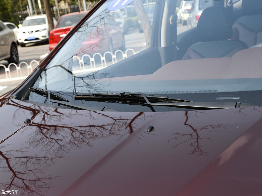 2017M50V 1.6L XV CVT