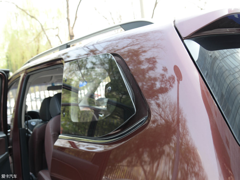 2017M50V 1.6L XV CVT