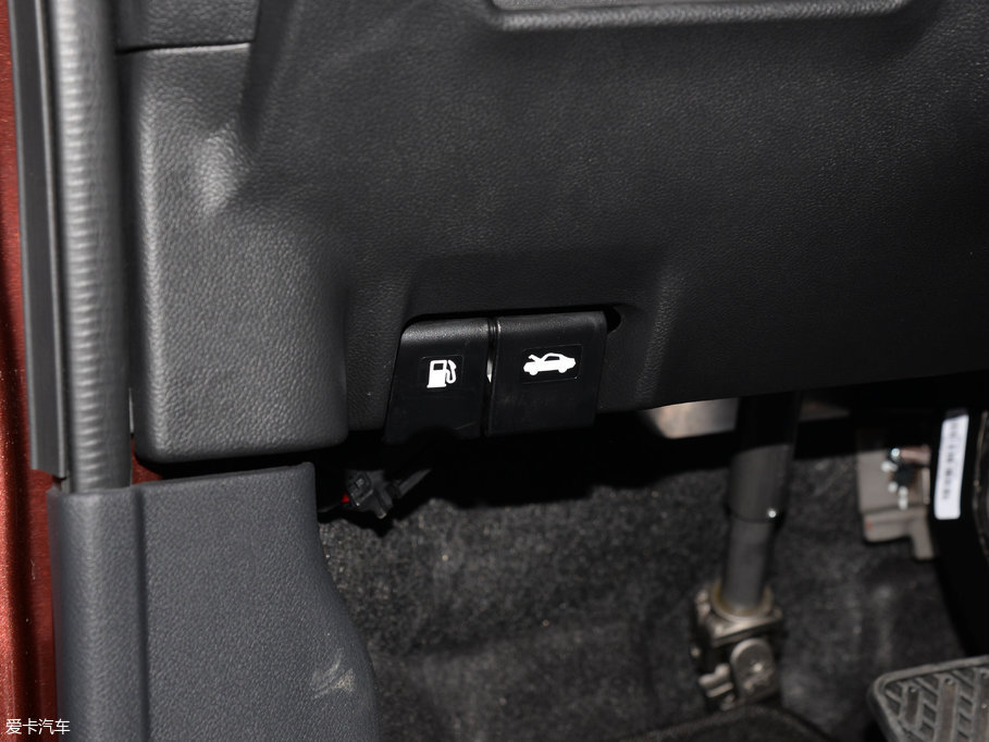 2017M50V 1.6L XV CVT