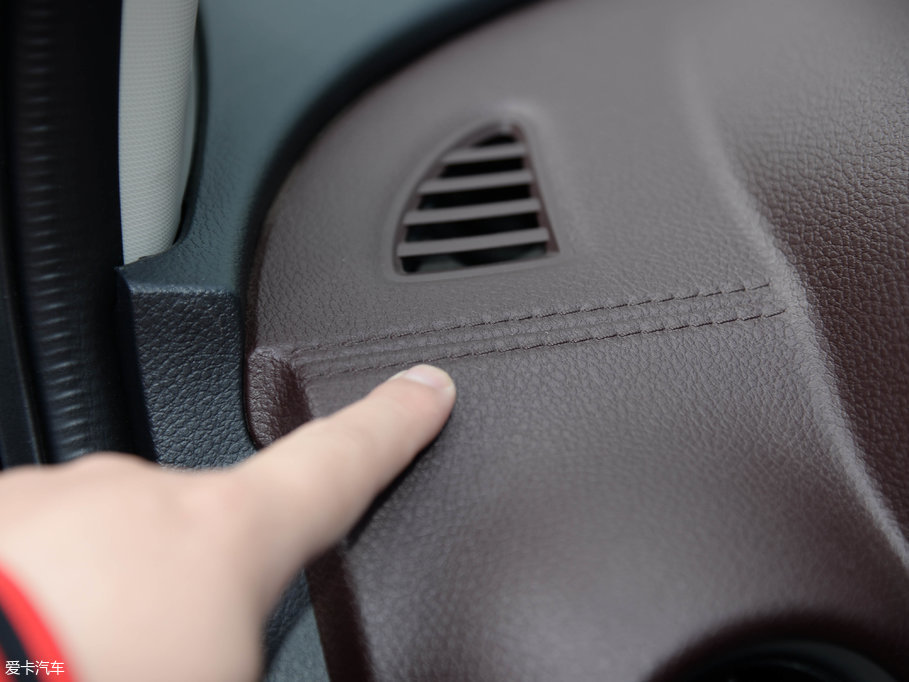 2017M50V 1.6L XV CVT