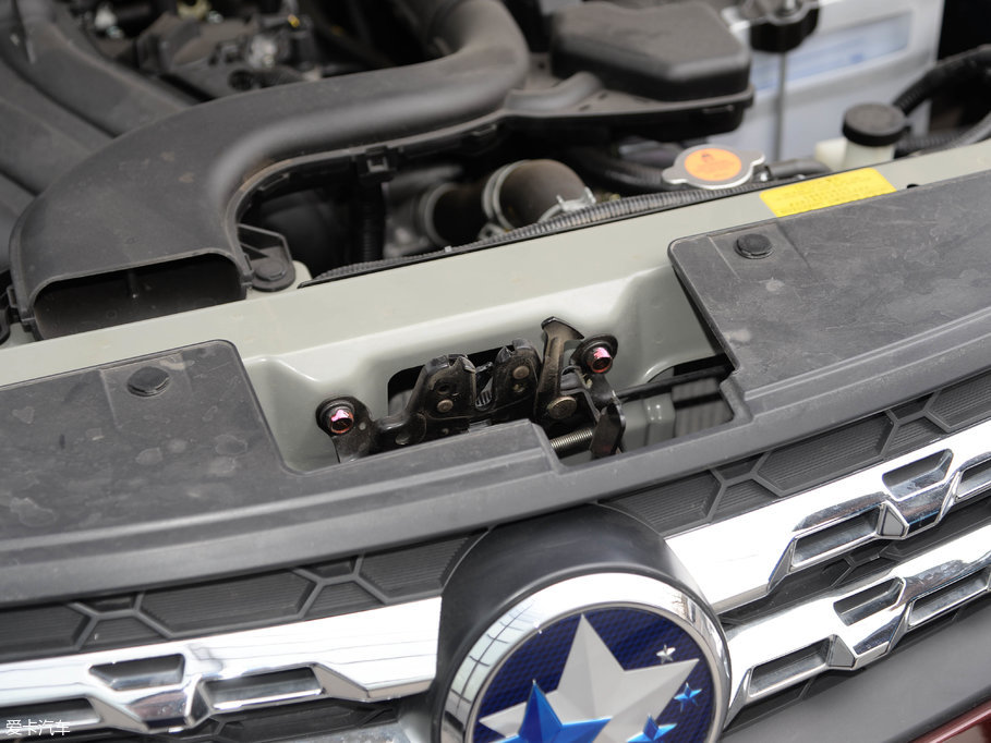 2017M50V 1.6L XV CVT