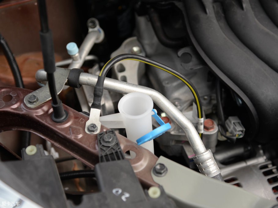 2017M50V 1.6L XV CVT